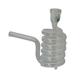 Pipe spirale en verre dans boîte de rangement